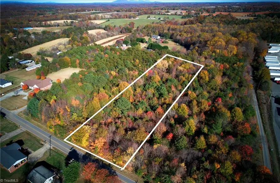 124 River Road, Boonville, NC 27011 - Image #2