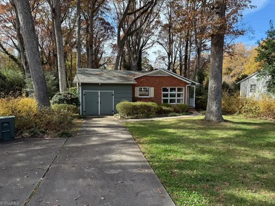 408 Burkewood Drive, Winston Salem, NC 27104 - Image #3