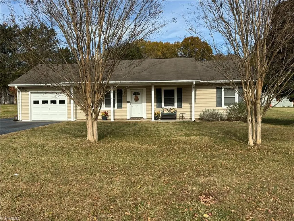 3867 Yarbrough Avenue, Winston Salem, NC 27106 - Image #1