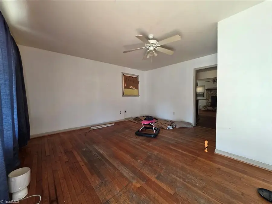 807 Tuscaloosa Street, Greensboro, NC 27406 - Image #3