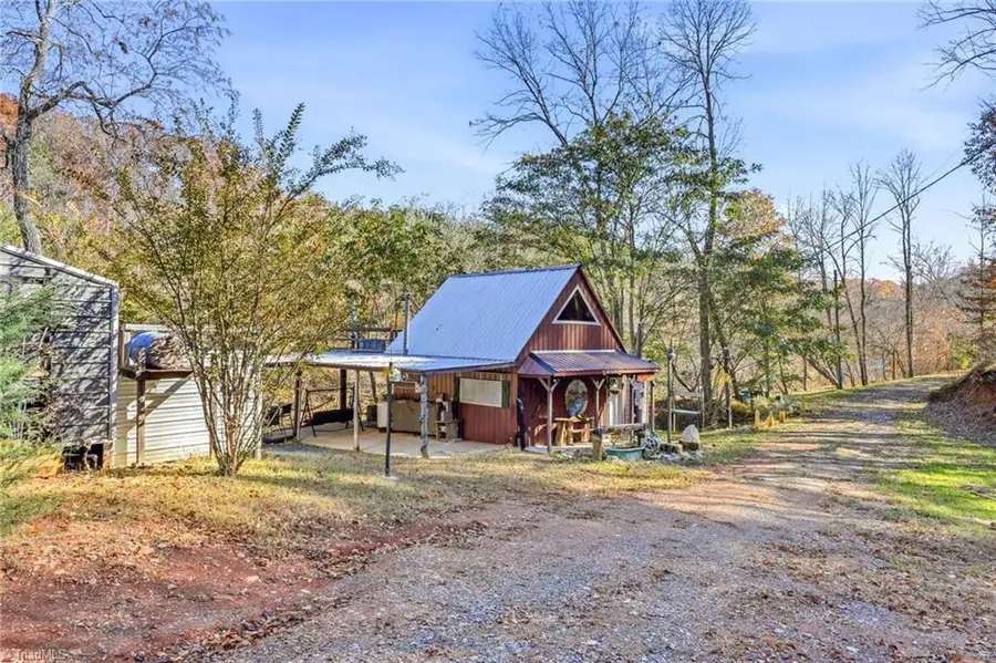 960 Riverview Road, Spencer, VA 24165 - Image #2