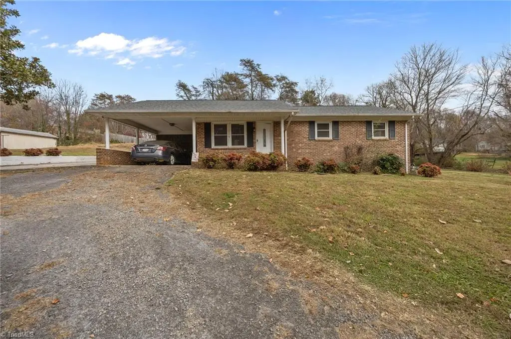 134 Park Drive, Jonesville, NC 28642 - Image #1