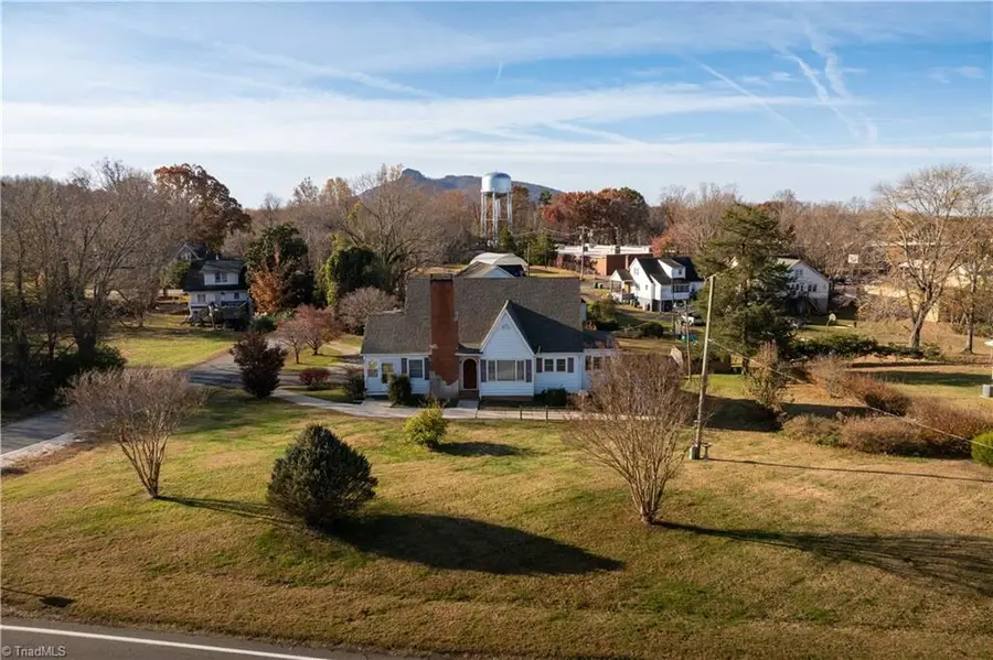 624 52 Bypass E, Pilot Mountain, NC 27041 - Image #3