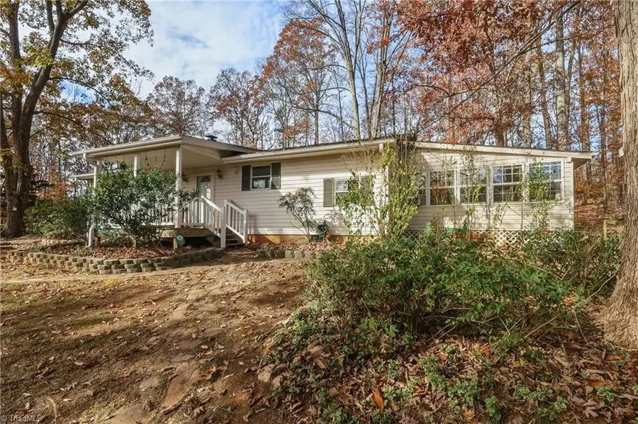 1090 Augusta Hicks Road, Walnut Cove, NC 27052 - Image #2