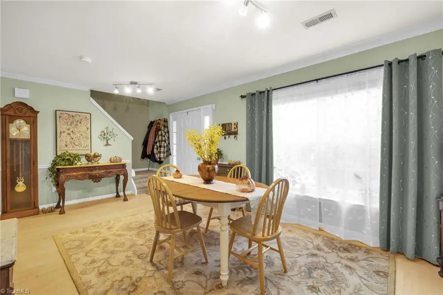 4006 Maid Marion Court, Jamestown, NC 27282 - Image #3