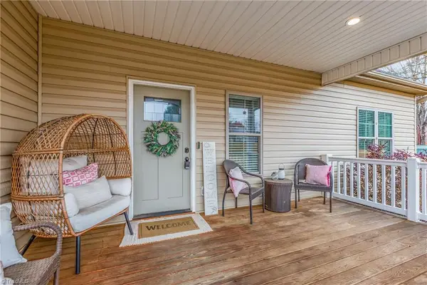 1880 Chestnut Grove Road, King, NC 27021