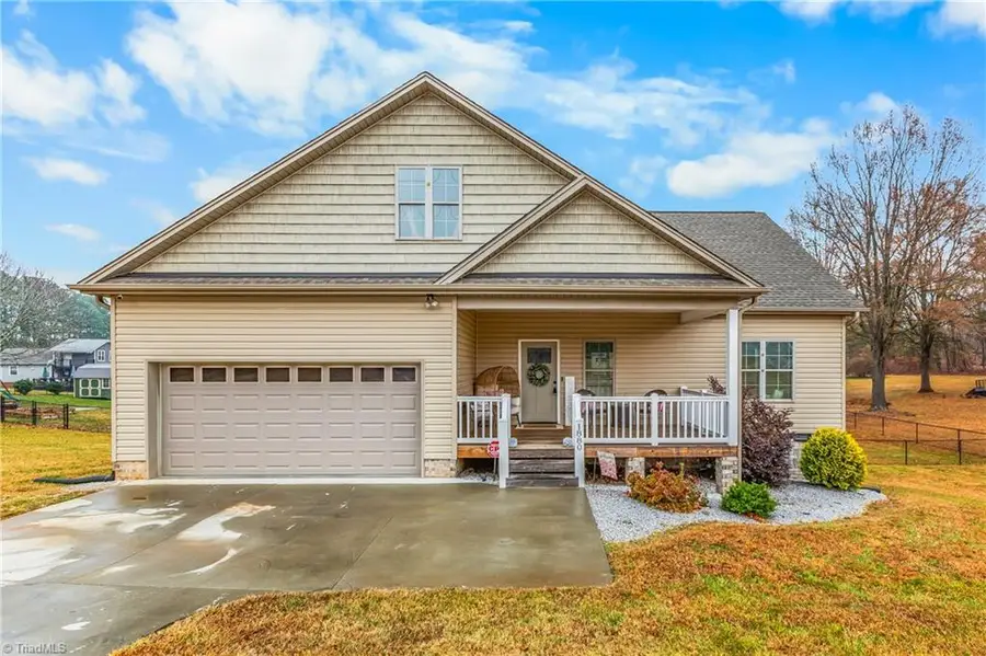 1880 Chestnut Grove Road, King, NC 27021 - Image #2