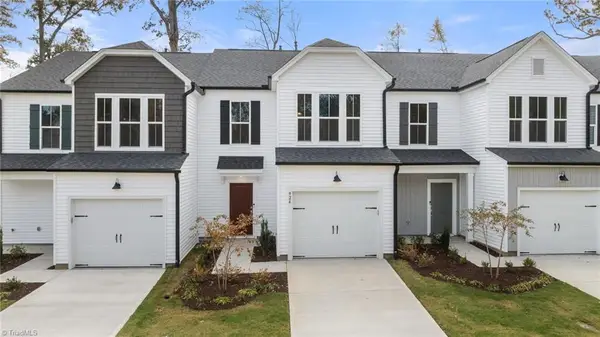 924 Poets Walk Road, Whitsett, NC 27377