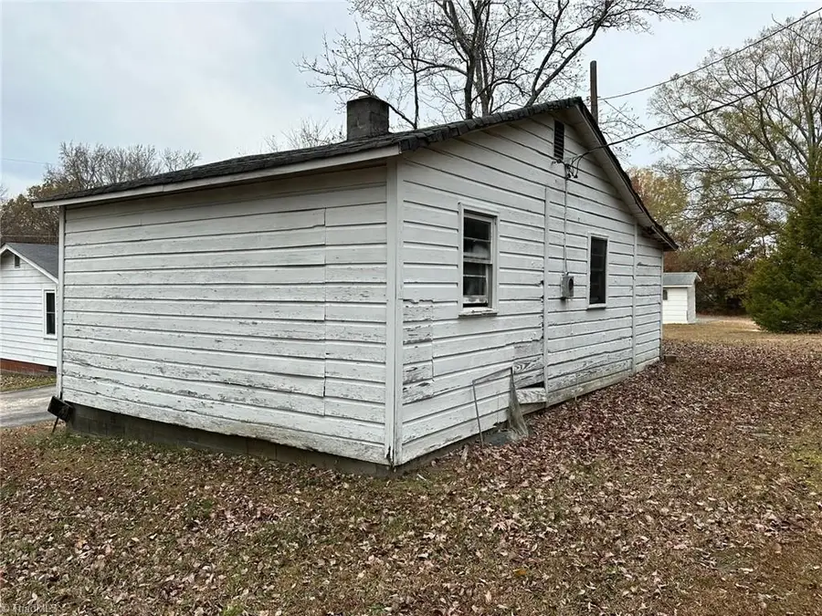 313 Small Street, Thomasville, NC 27360 - Image #3