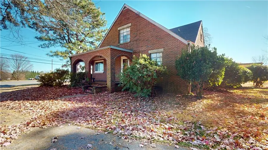 602 Main Street S, Dobson, NC 27017 - Image #3