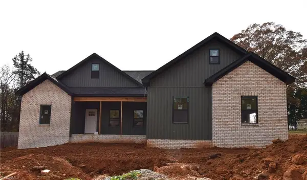 4381 Continental Drive, Pfafftown, NC 27040