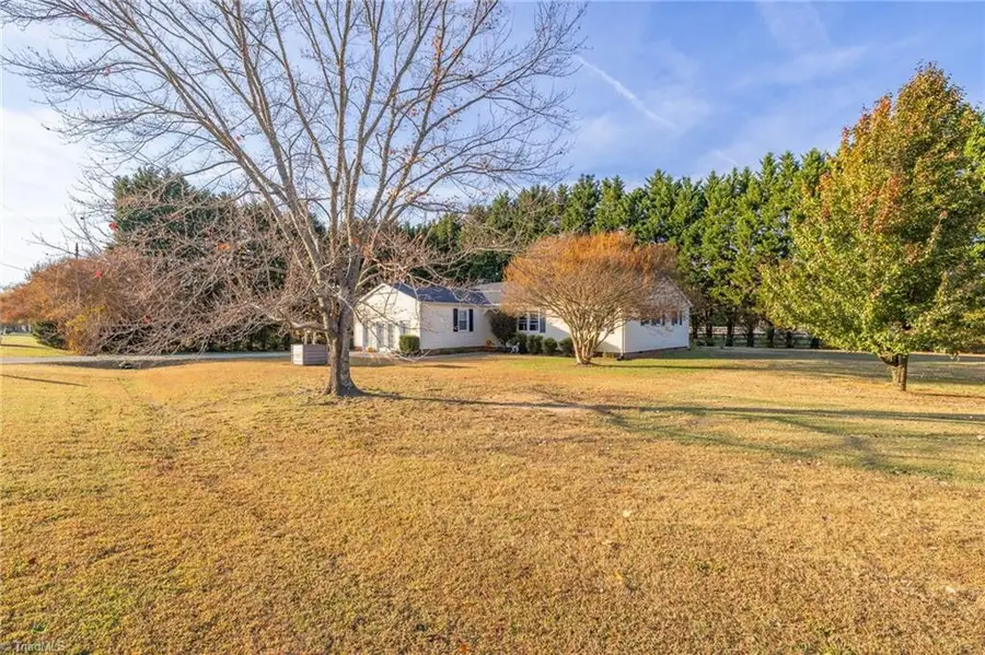 7341 Danay Drive, Kernersville, NC 27284 - Image #3