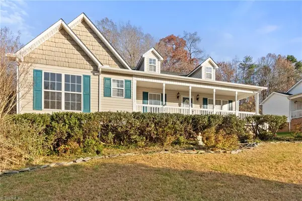 12 Shanda Court, Thomasville, NC 27360