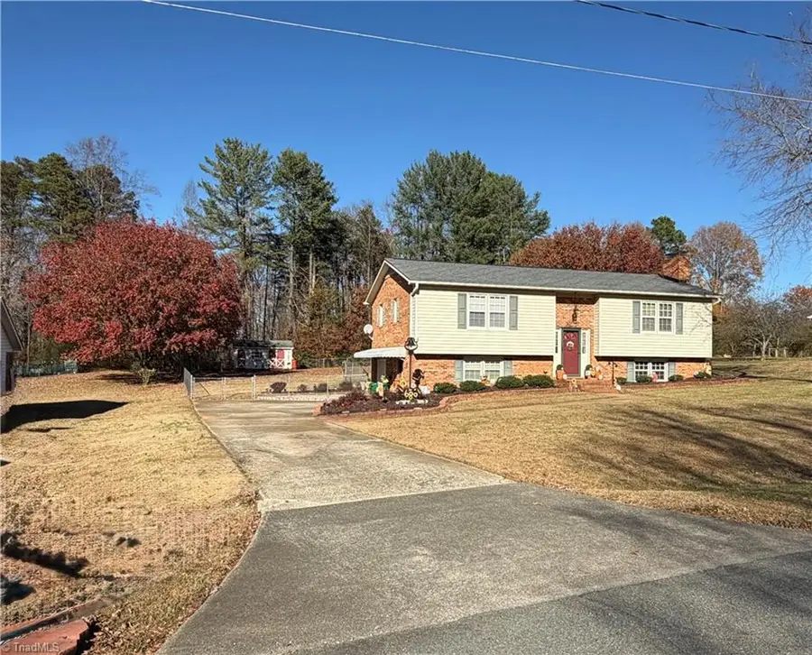 130 Winchester Drive, King, NC 27021 - Image #2