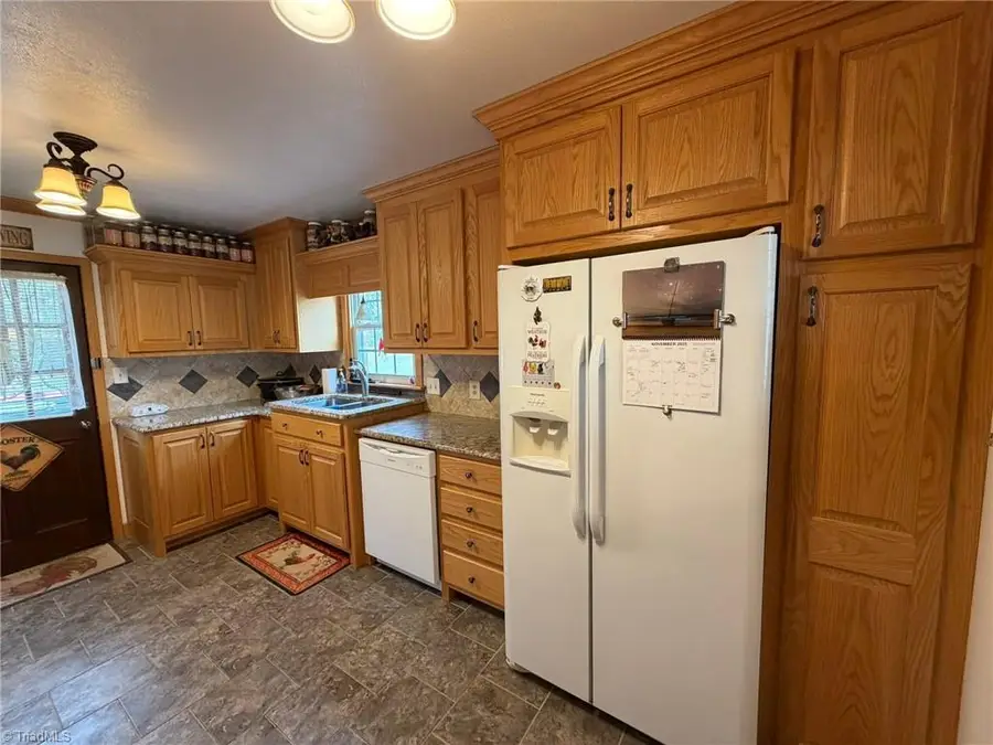 130 Winchester Drive, King, NC 27021 - Image #3