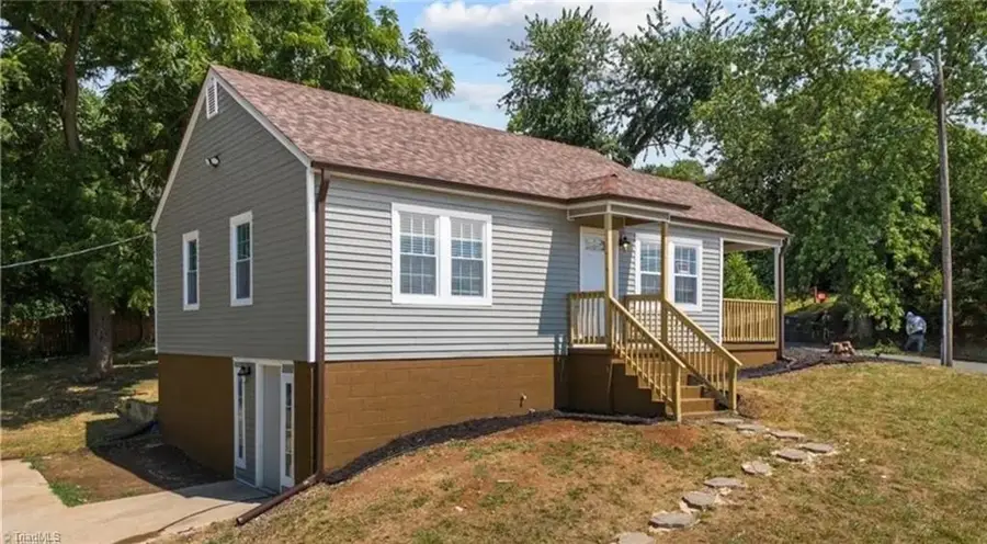 325 Gregory Street, Winston Salem, NC 27101 - Image #2