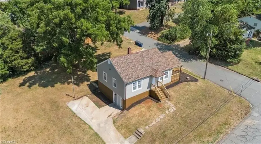 325 Gregory Street, Winston Salem, NC 27101 - Image #3