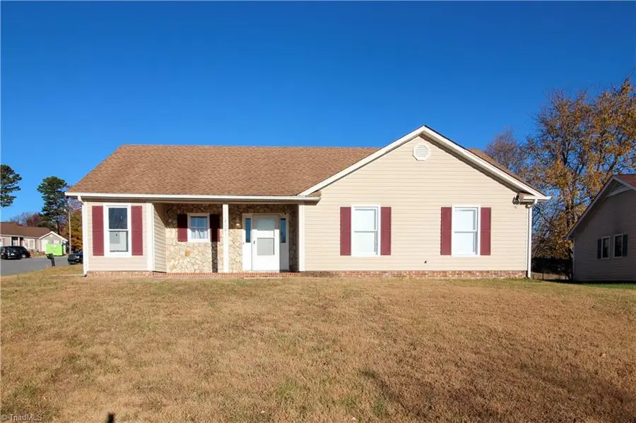 2101 Owens Street, Greensboro, NC 27405 - Image #2