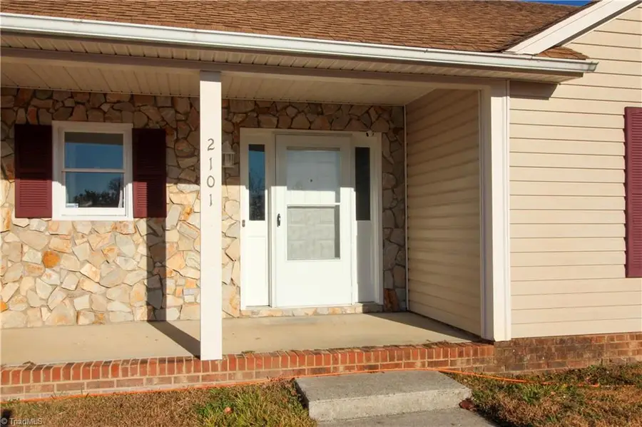 2101 Owens Street, Greensboro, NC 27405 - Image #3