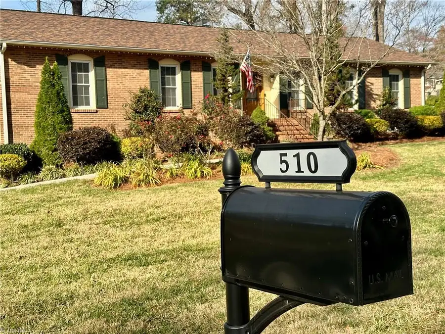 510 Merrybrook Court, Clemmons, NC 27012 - Image #2