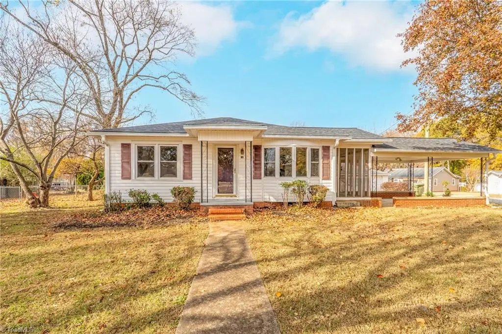 150 Avenue B, Lexington, NC 27292 - Image #1