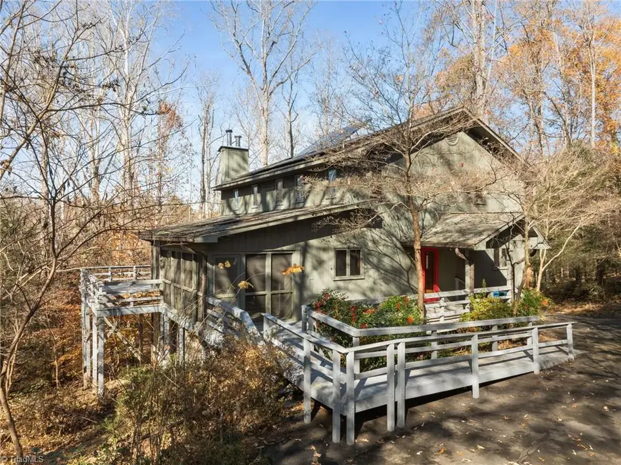 606 Thornwood Road, Jamestown, NC 27282 - Image #2