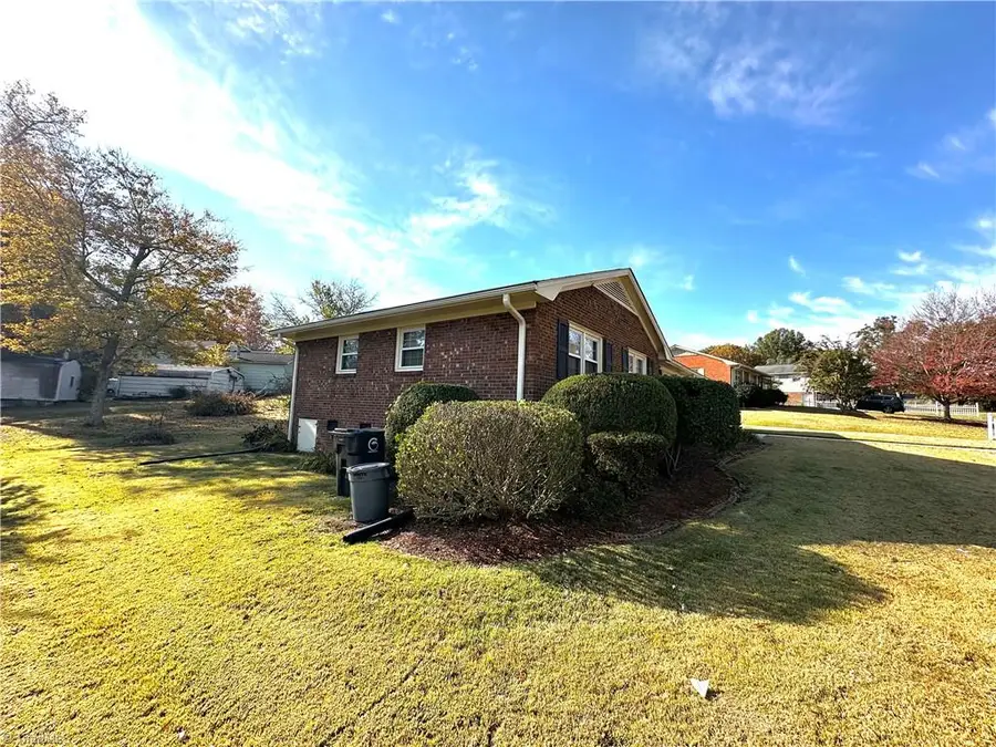 1103 Glynis Lane, Greensboro, NC 27406 - Image #3