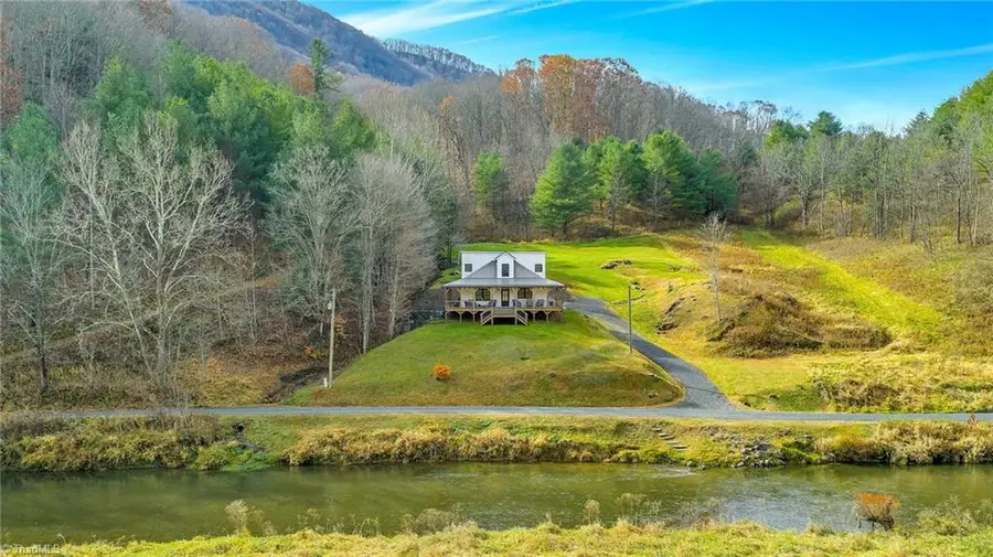 2507 Parker Eller Road, Lansing, NC 28643 - Image #2