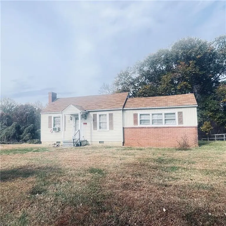 810 Walker Street, Reidsville, NC 27320 - Image #1