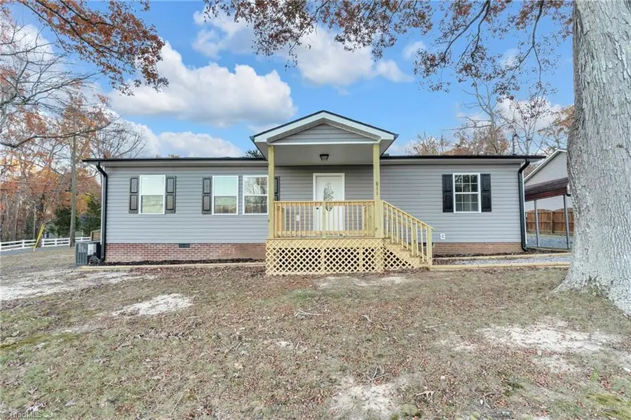 811 Sherwood Avenue, Asheboro, NC 27205 - Image #2