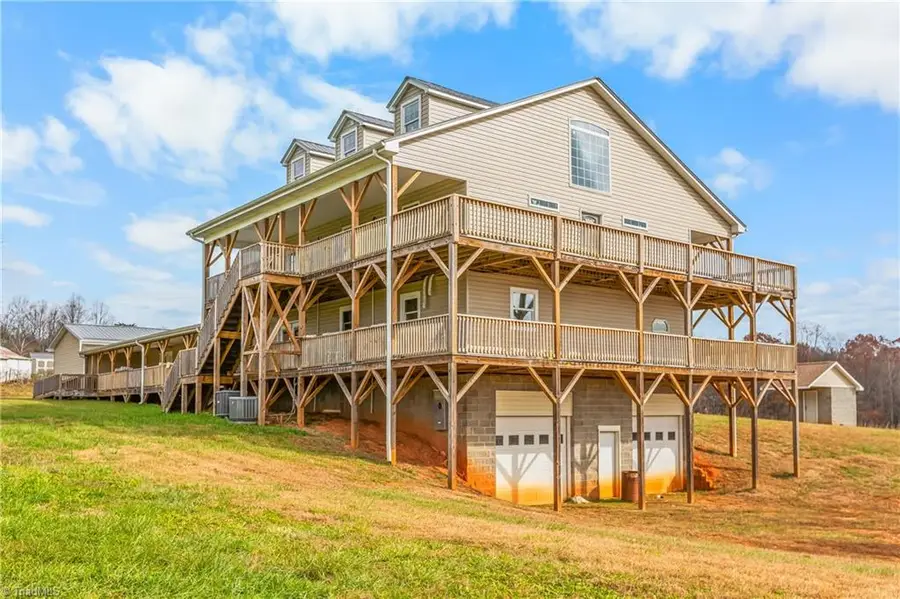 222 Mountain Valley Drive, Traphill, NC 28685 - Image #2