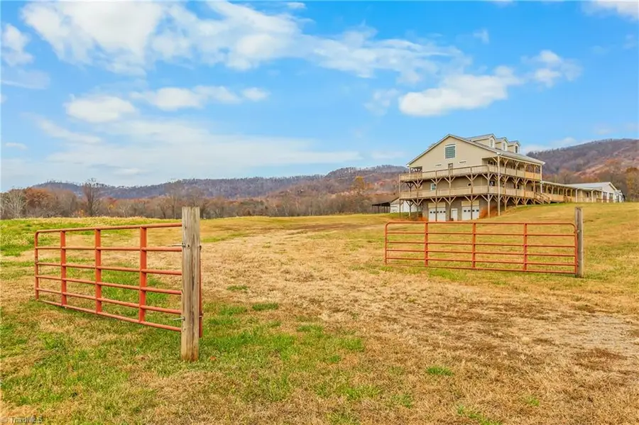 222 Mountain Valley Drive, Traphill, NC 28685 - Image #3