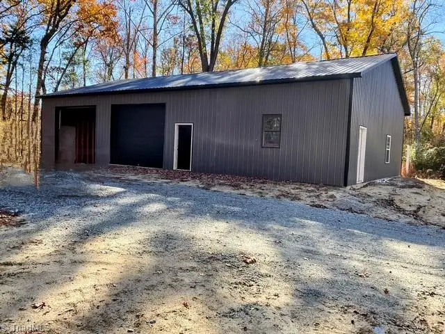 408 Thomas O Drive, Thomasville, NC 27360 - Image #1