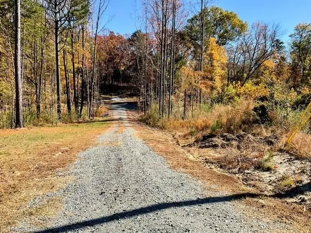 408 Thomas O Drive, Thomasville, NC 27360 - Image #2