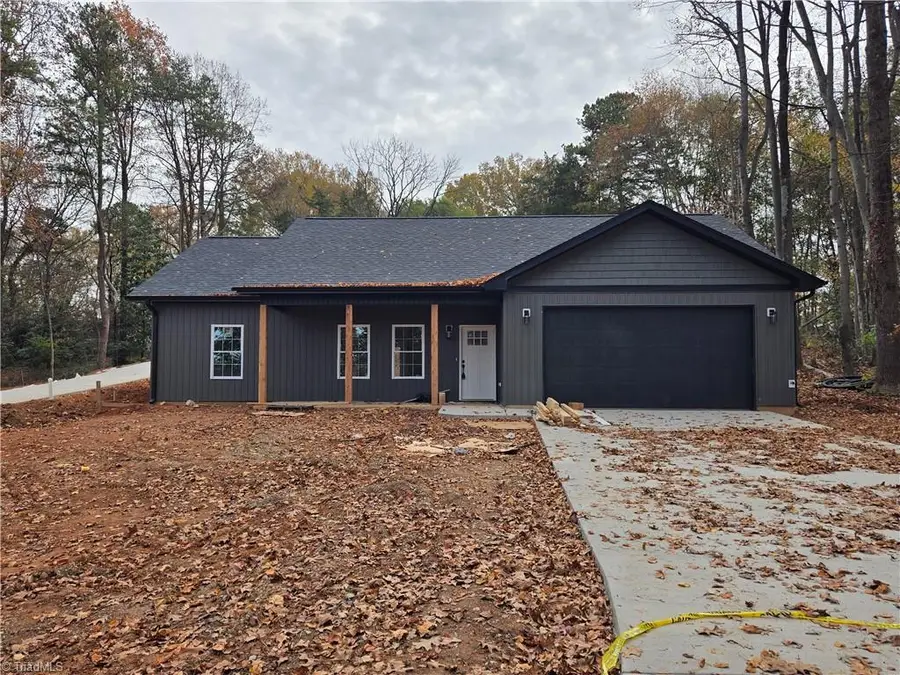 2328 Summerlin Street, Winston Salem, NC 27103 - Image #2