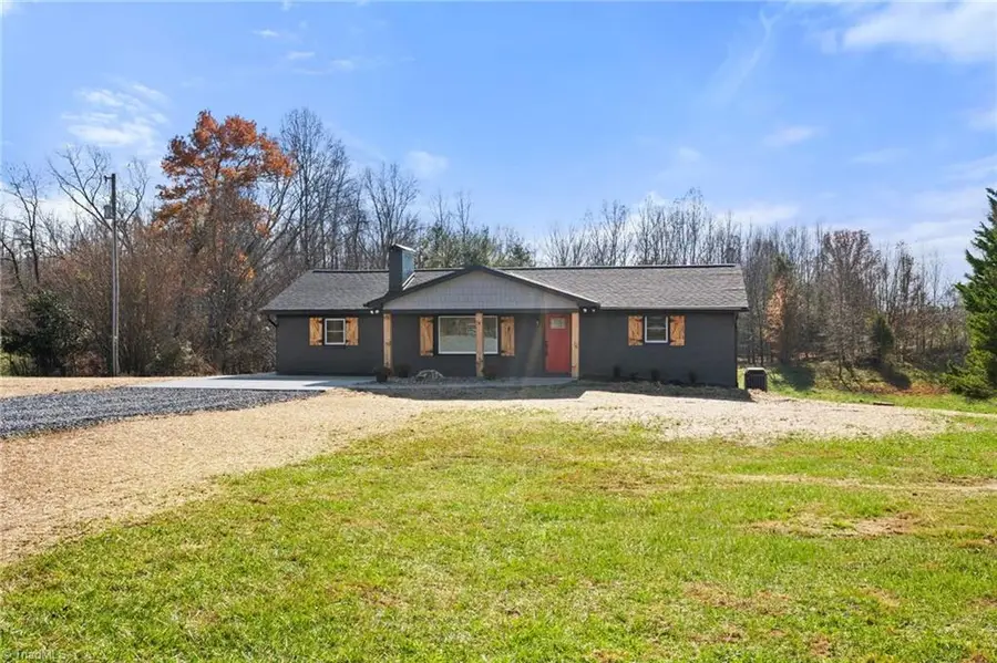 1195 Rogers Road, Mount Airy, NC 27030 - Image #3