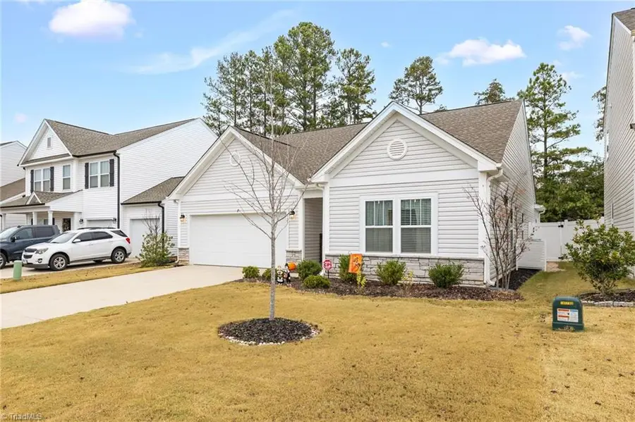 127 Centerpiece Drive, High Point, NC 27265 - Image #2
