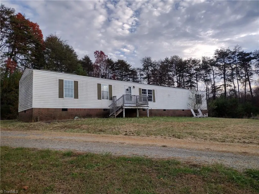 216 Star View Drive, King, NC 27021 - Image #1