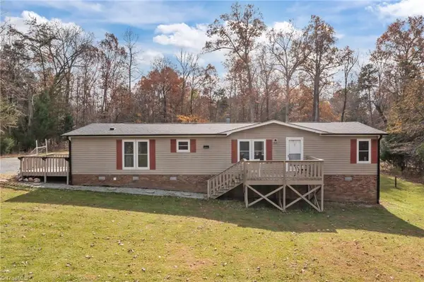 3829 Gayle Drive, Haw River, NC 27258