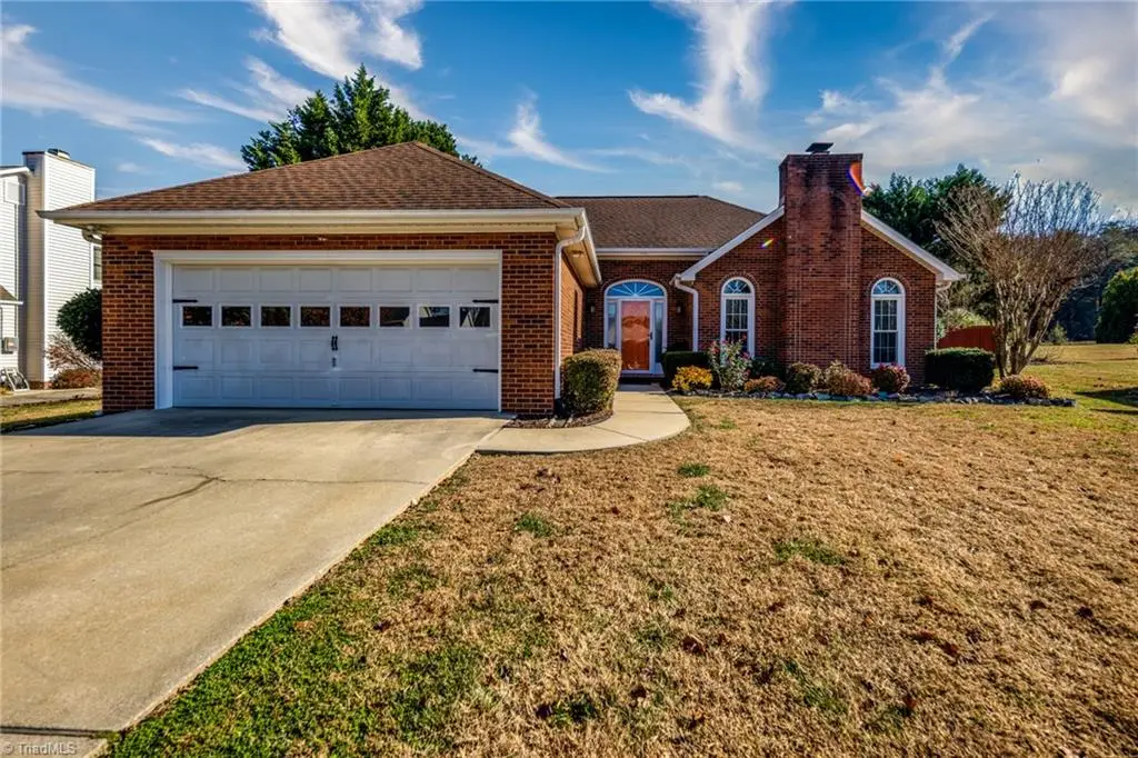 609 Nottinghill Drive, Winston Salem, NC 27107 - Image #1