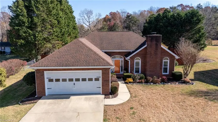 609 Nottinghill Drive, Winston Salem, NC 27107 - Image #2