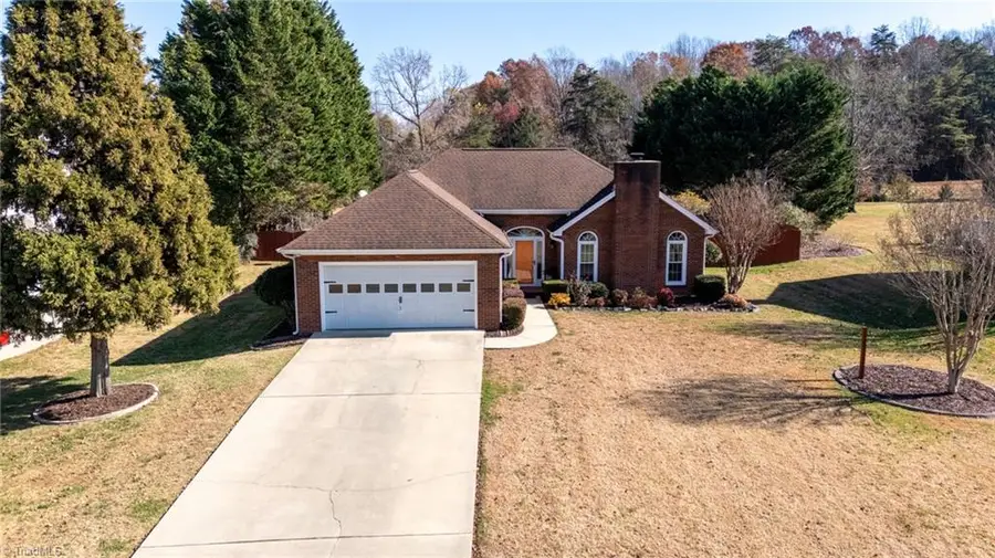 609 Nottinghill Drive, Winston Salem, NC 27107 - Image #3