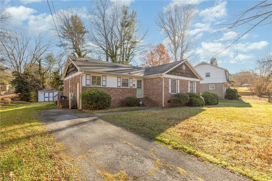 3709 Whitfield Road, Winston Salem, NC 27105 - Image #2