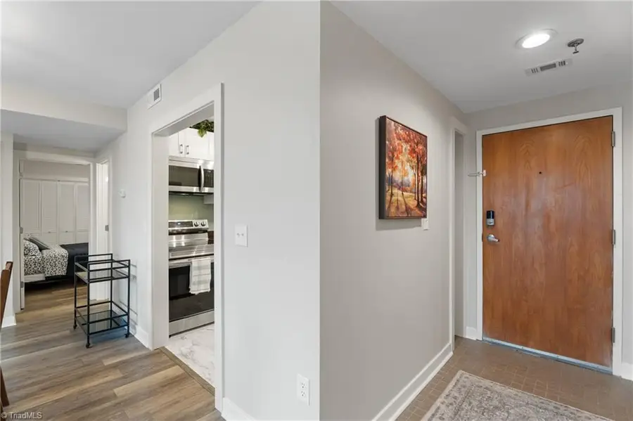 315 N Spruce Street #304, Winston Salem, NC 27101 - Image #2