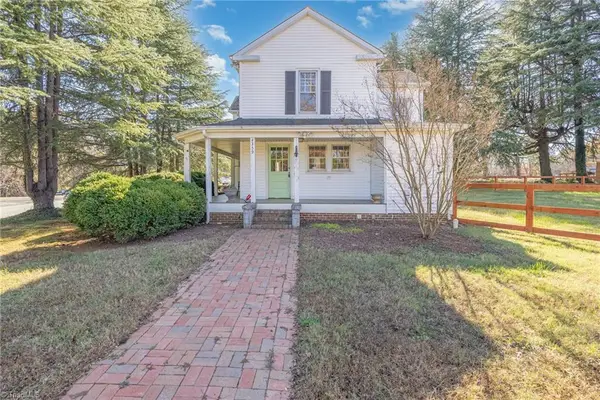 4359 Us Highway 158, Advance, NC 27006