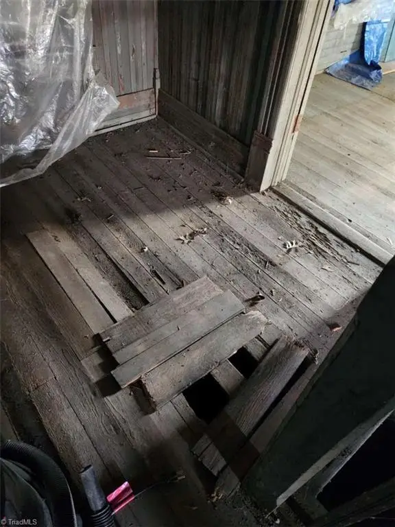 108 Luther Ridge Lane, Mount Airy, NC 27030 - Image #2