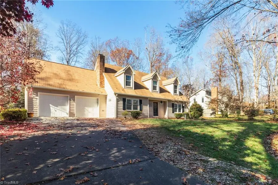 438 Valleymeade Drive, Kernersville, NC 27284 - Image #2