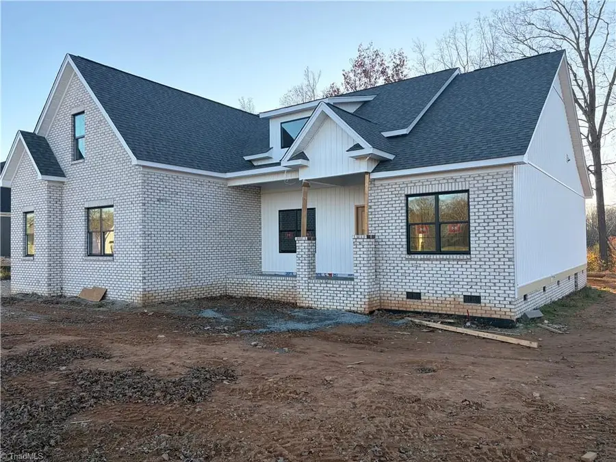 366 Lenalan Drive, Lexington, NC 27295 - Image #3