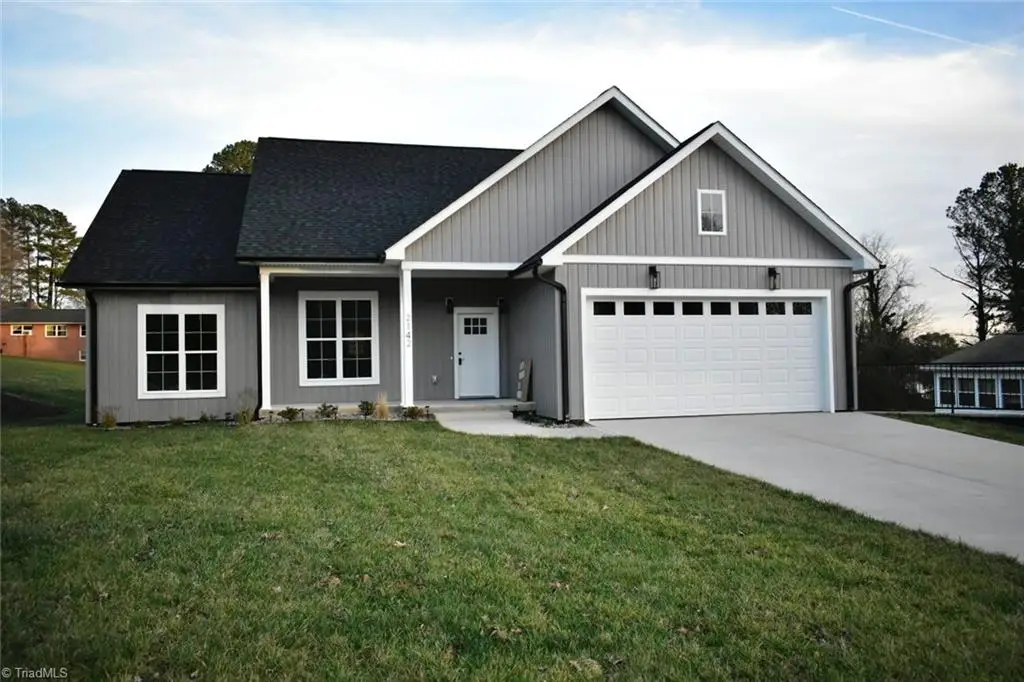 2142 Elizabeth Drive, Mount Airy, NC 27030 - Image #1