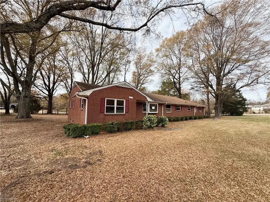 1206 Us Highway 29 Bus, Reidsville, NC 27320 - Image #2